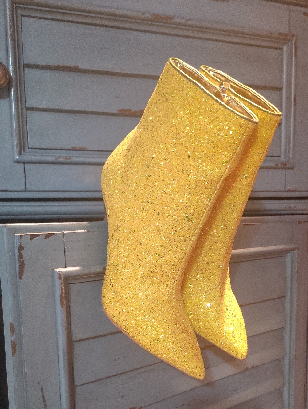 Glitter Pointed-Toe Ankle Boots in Yellow